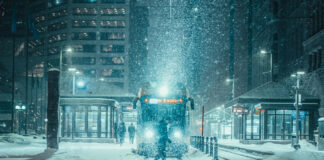 Tormenta invernal complica viajes festivos en EEUU; se advierten interrupciones en vuelos Tormenta invernal complica viajes festivos en EEUU; se advierten interrupciones en vuelos