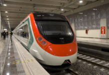 Claudia Sheinbaum realizó el primer viaje de prueba del tren Lechería-AIFA Claudia Sheinbaum realizó el primer viaje de prueba del tren Lechería-AIFA