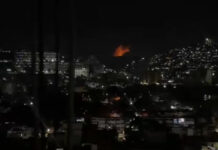 Reportan múltiples explosiones en la capital de Venezuela; acusan agresión militar de EEUU Reportan múltiples explosiones en la capital de Venezuela; acusan agresión militar de EEUU