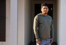 Más de 170 ciudadanos estadounidenses han sido detenidos por agentes de ICE Más de 170 ciudadanos estadounidenses han sido detenidos por agentes de ICE