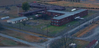 Ex recluso compra prisión en Carolina del Norte para ayudar a otros que han cumplido condena Ex recluso compra prisión en Carolina del Norte para ayudar a otros que han cumplido condena