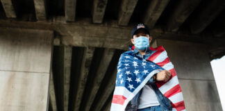 La caída de la inmigración desplaza la población y el poder político a Texas y Florida La caída de la inmigración desplaza la población y el poder político a Texas y Florida