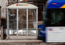 ICE podría allanar domicilios sin orden judicial; bastaría con una instrucción federal ICE podría allanar domicilios sin orden judicial; bastaría con una instrucción federal