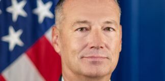 Jefe del ICE deberá explicar por qué niega el debido proceso a migrantes detenidos Jefe del ICE deberá explicar por qué niega el debido proceso a migrantes detenidos