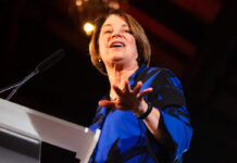 La senadora Amy Klobuchar lanza su campaña para gobernadora de Minnesota La senadora Amy Klobuchar lanza su campaña para gobernadora de Minnesota