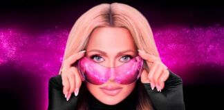 Paris Hilton se viste de princesa en la premier de su documental “Infinite Icon: A Visual Memoir” Paris Hilton se viste de princesa en la premier de su documental "Infinite Icon: A Visual Memoir"