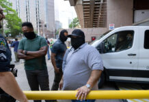 Aumentan los arrestos de inmigrantes; esto se sabe sobre las operaciones de ICE en Texas Aumentan los arrestos de inmigrantes; esto se sabe sobre las operaciones de ICE en Texas