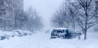 Más de 700.000 cortes de energía; tormenta invernal deja nieve y hielo en la mitad del país Más de 700.000 cortes de energía; tormenta invernal deja nieve y hielo en la mitad del país