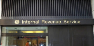 Trump demanda al IRS y al Tesoro por 10 billones de dólares; se filtra su información fiscal Trump demanda al IRS y al Tesoro por 10 billones de dólares; se filtra su información fiscal