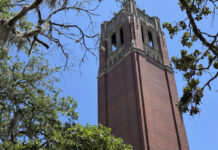 Proyecto de ley de Florida prohibiría a universidades admitir estudiantes indocumentados Proyecto de ley de Florida prohibiría a universidades admitir estudiantes indocumentados