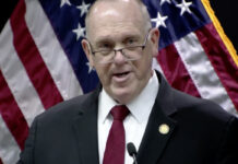 Tom Homan, el zar fronterizo dice que 700 agentes de ICE abandonarán Minnesota Tom Homan, el zar fronterizo dice que 700 agentes de ICE abandonarán Minnesota