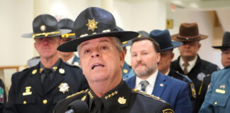 Alguaciles piden moderación; la Cámara y el Senado sopesan límites a las leyes migratorias Alguaciles piden moderación; la Cámara y el Senado sopesan límites a las leyes migratorias