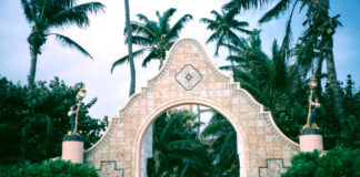 Identifican al hombre que entró armado a residencia de Trump en Mar-a-Lago; tenía 21 años Identifican al hombre que entró armado a residencia de Trump en Mar-a-Lago; tenía 21 años