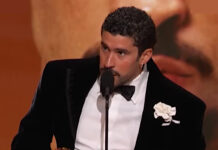 Bad Bunny dice “Fuera” a ICE durante los Grammy; llama a rechazar el odio Bad Bunny dice "Fuera" a ICE durante los Grammy; llama a rechazar el odio