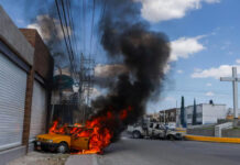 Saldo en Jalisco: 25 detenidos, 69 tiendas Oxxo y 18 sucursales del Banco del Bienestar violentadas Saldo en Jalisco: 25 detenidos, 69 tiendas Oxxo y 18 sucursales del Banco del Bienestar violentadas