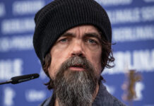 El actor Peter Dinklage recita poema de Amanda Gorman en memoria de Renee Good El actor Peter Dinklage recita poema de Amanda Gorman en memoria de Renee Good