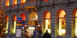 Investigación de Credit Suisse revela 890 cuentas nazis, afirma el senador Chuck Grassley Investigación de Credit Suisse revela 890 cuentas nazis, afirma el senador Chuck Grassley