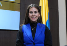 Congresista colombiana de “Latinas por Trump” denuncia el arresto de su hijo por el ICE Congresista colombiana de "Latinos por Trump" denuncia el arresto de su hijo por el ICE