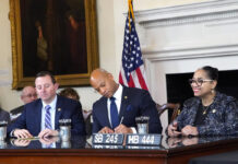 Maryland firma proyecto de ley que prohíbe acuerdo entre la policía local y lCE Maryland firma proyecto de ley que prohíbe acuerdo entre la policía local y lCE