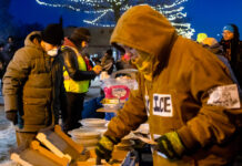 El movimiento anti-ICE no es solo una cuestión de política: es un movimiento social de cuidados El movimiento anti-ICE no es solo una cuestión de política: es un movimiento social de cuidados