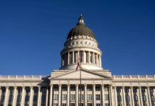 Legisladores exigen más informes sobre niños que murieron bajo custodia estatal en Utah Legisladores exigen más informes sobre niños que murieron bajo custodia estatal en Utah