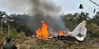 Avión de la Fuerza Aérea colombiana se estrella en Putumayo; un muerto y 77 heridos Avión de la Fuerza Aérea colombiana se estrella en Putumayo; un muerto y 77 heridos