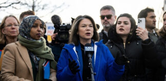 Bloquean política que limita visitas del Congreso a centros de detención de inmigrantes Bloquean política que limita visitas del Congreso a centros de detención de inmigrantes
