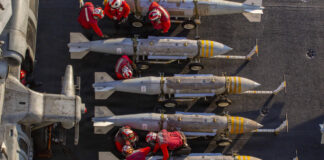 La guerra de Trump contra Irán ha costado ya billones de dólares y no se ve un final cerca La guerra de Trump contra Irán ha costado ya billones de dólares y no se ve un final cerca