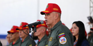Delcy Rodríguez destituye a Vladimir Padrino como ministro de Defensa de Venezuela Delcy Rodríguez destituye a Vladimir Padrino como ministro de Defensa de Venezuela