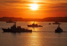 Irán cerrará definitivamente estrecho de Ormuz si EEUU ataca plantas eléctricas Irán cerrará definitivamente estrecho de Ormuz si EEUU ataca plantas eléctricas