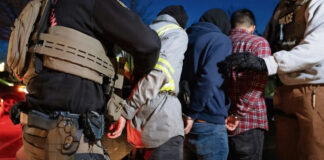 Familias mexicanas de migrantes encabezan detenciones en Estados Unidos Familias mexicanas de migrantes encabezan detenciones en Estados Unidos