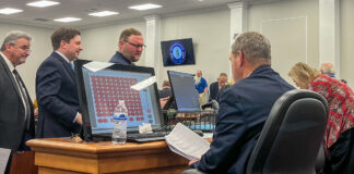 Cámara de Representantes de Kentucky aprueba gasto de 801 mdd, sin especificar para qué Cámara de Representantes de Kentucky aprueba gasto de 801 mdd, sin especificar para qué