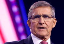 Funcionarios allegados a Trump buscan apoderarse de las elecciones intermedias Funcionarios allegados a Trump buscan apoderarse de las elecciones intermedias