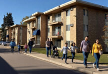 Senadora busca aprobar Asistencia de Alquiler de Emergencia para familias de Minnesota Senadora busca aprobar Asistencia de Alquiler de Emergencia para familias de Minnesota