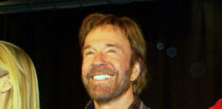 Muere el actor Chuck Norris, leyenda de las películas de artes marciales y bélicas Muere el actor Chuck Norris, leyenda de las películas de artes marciales y bélicas