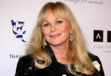 Valerie Perrine, actriz de “Superman”, muere a los 82 años; padecía el mal de Parkinson Valerie Perrine, actriz de "Superman", muere a los 82 años; padecía el mal de Parkinson