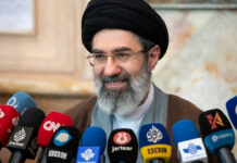 Irán nombra a Mojtaba Jamenei como nuevo guía supremo; sucede a su padre, Ali Jamenei Irán nombra a Mojtaba Jamenei como nuevo guía supremo; sucede a su padre, Ali Jamenei