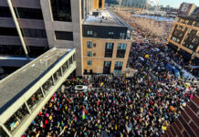 Los habitantes de las Twin Cities ganan el premio JFK Profile in Courage Los habitantes de las Ciudades Gemelas ganan el premio JFK Profile in Courage