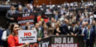 Rechazan la reforma electoral de Claudia Sheinbaum; presentara su “Plan B” electoral Rechazan la reforma electoral de Claudia Sheinbaum; presentara su "Plan B" electoral