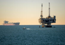 Departamento del Tesoro de EEUU levanta temporalmente sanciones al petróleo ruso Departamento del Tesoro de EEUU levanta temporalmente sanciones al petróleo ruso