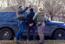 Más de 3.700 inmigrantes fueron arrestados durante la Operación Metro Surge de ICE Más de 3.700 inmigrantes fueron arrestados durante la Operación Metro Surge de ICE