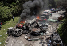 Atentado con bomba deja 7 muertos en Colombia; ataque ocurre en medio de ola de violencia Atentado con bomba deja 7 muertos en Colombia; ataque ocurre en medio de ola de violencia