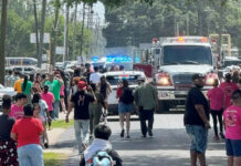 Vehículo embiste desfile de Año Nuevo Lao en Luisiana; reportan al menos 15 heridos Vehículo embiste desfile de Año Nuevo Lao en Luisiana; reportan al menos 15 heridos