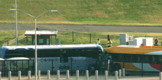 Accidente de autobús cerca del Pentágono; personal del Departamento de Guerra entre los heridos Accidente de autobús cerca del Pentágono; personal del Departamento de Guerra entre los heridos