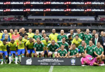 Las Leyendas de México derrotan 3-2 a Brasil en una tarde histórica en el Estadio Banorte Las Leyendas de México derrotan 2-1 a Brasil en una tarde histórica en el Estadio Banorte