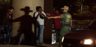 Entra en vigor la Ley SB4 en Texas para detener a personas sospechosas de estar ilegales en EEUU Entra en vigor la Ley SB4 en Texas para detener a personas sospechosas de estar ilegales en EEUU
