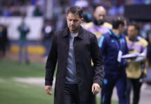 Afición de Cruz Azul exige la salida de Nicolás Larcamón tras ser eliminados por el LAFC Afición de Cruz Azul exige la salida de Nicolás Larcamón tras ser eliminados por el LAFC