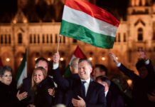 Tras 16 años, cae el régimen de Viktor Orbán; el conservador Péter Magyar arrasa en Hungría Tras 16 años, cae el régimen de Viktor Orbán; el conservador Péter Magyar arrasa en Hungría