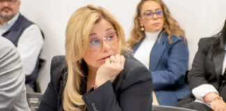 Gobernadora de Chihuahua Maru Campos se reúne con García Harfuch; abordan opertivo de la CIA Gobernadora de Chihuahua Maru Campos se reúne con García Harfuch; abordan muerte de agentes de la CIA