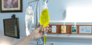 Ofrecen en redes sueros vitaminados que combaten la depresión y el estrés; médicos acusan farsa Ofrecen en redes sueros vitaminados que combaten la depresión y el estrés; médicos acusan farsa